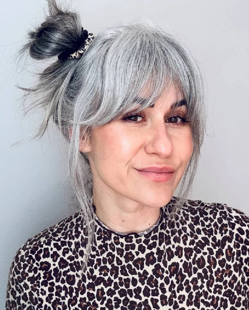 Romana, silver-haired woman from Banská Bystrica, Slovakia, sharing her going-gray story